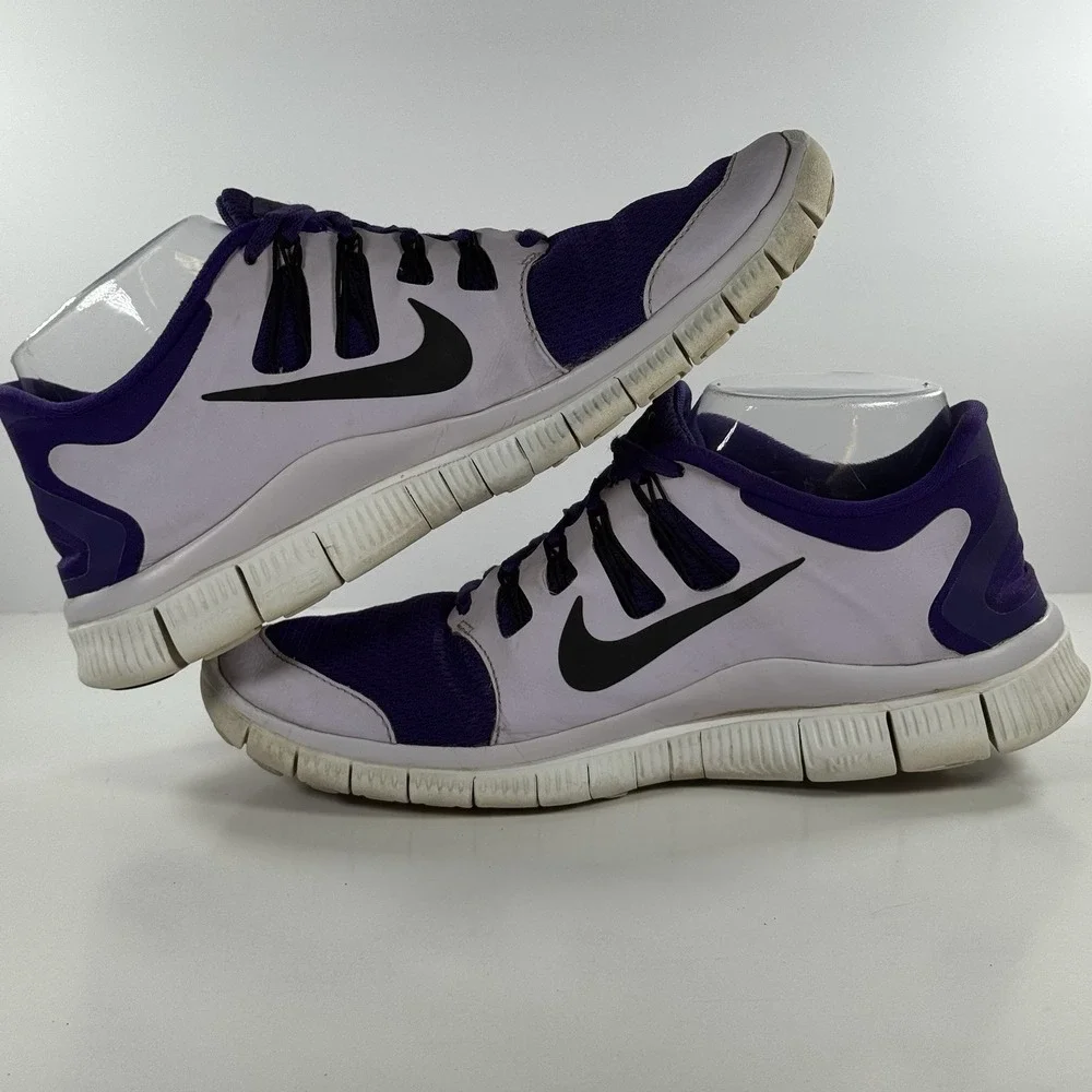 Nike shoes signs breathable